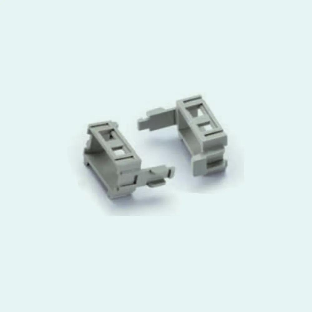 Module clamp without strain relief